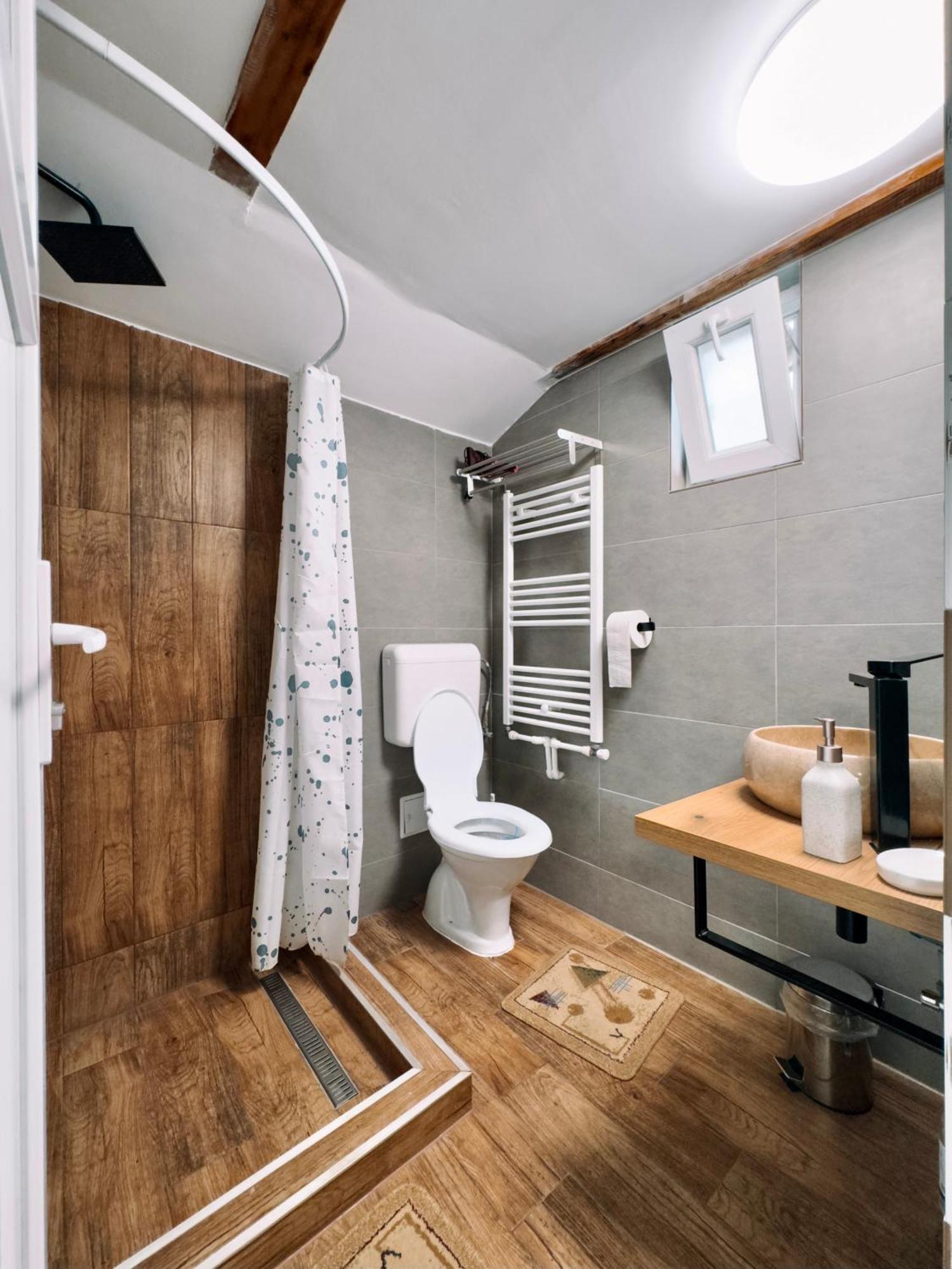 Yard Studio Rasnov Apartment Ngoại thất bức ảnh