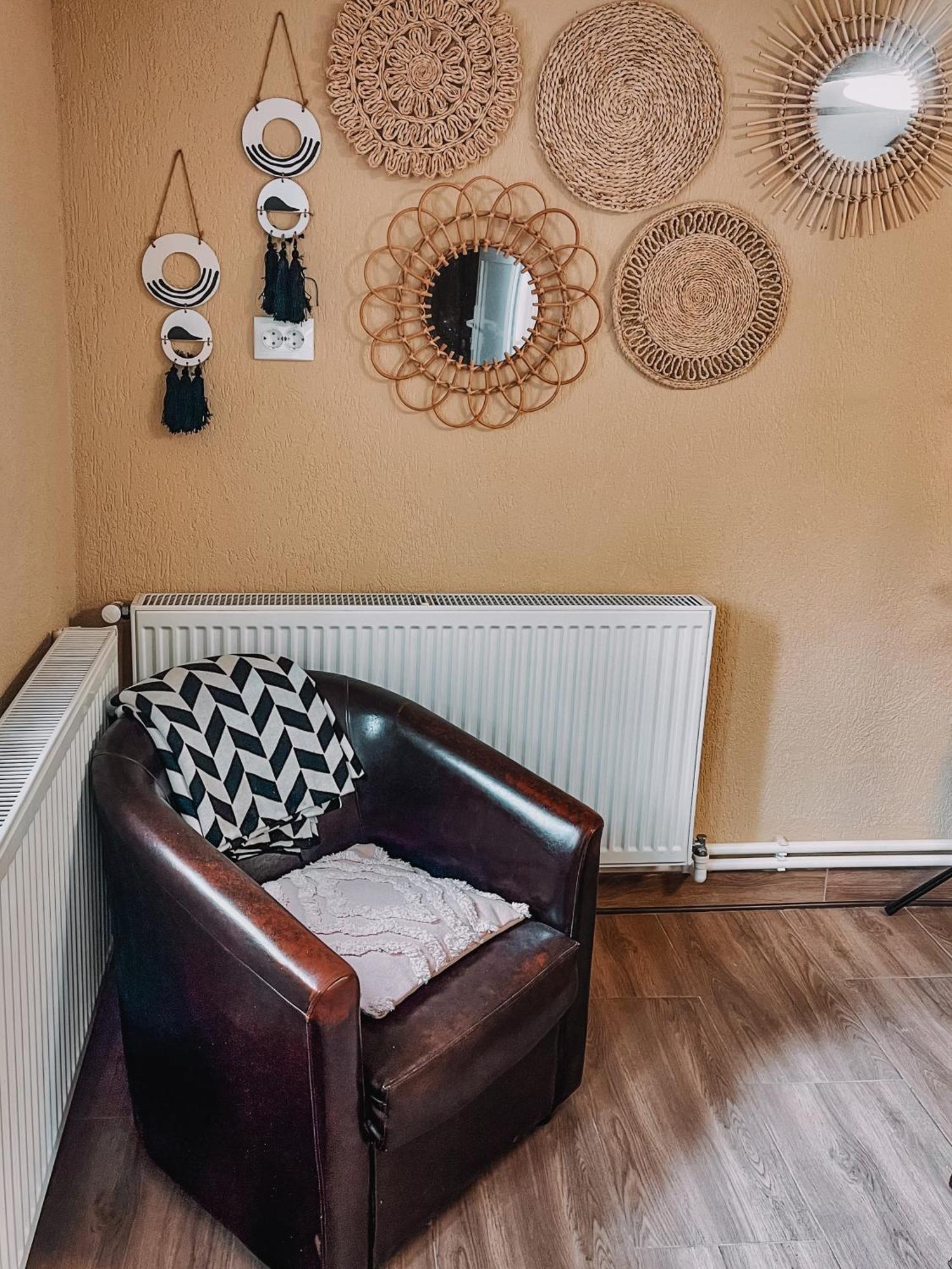 Yard Studio Rasnov Apartment Ngoại thất bức ảnh
